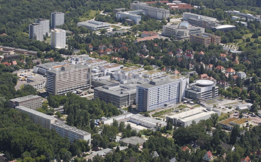 Halle (Saale) von oben - Klinikgelände des Krankenhauses Universitätsklinikum Halle (Saale) in Halle (Saale) im Bundesland Sachsen-Anhalt, Deutschland