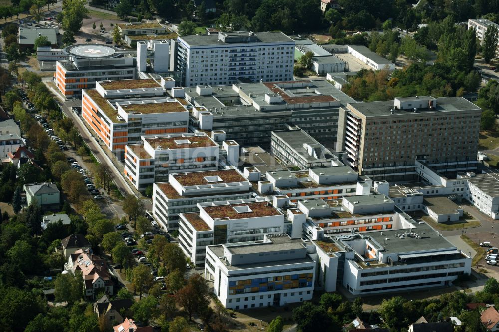 Halle (Saale) aus der Vogelperspektive: Klinikgelände des Krankenhauses und Universitätsklinikum in Halle (Saale) im Bundesland Sachsen-Anhalt, Deutschland