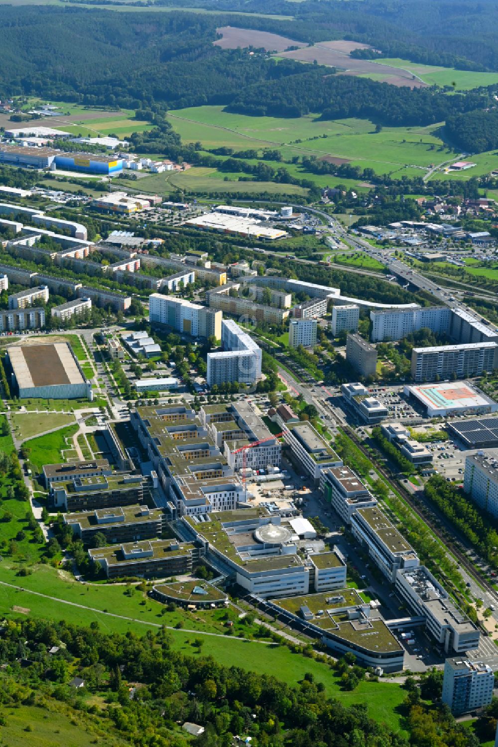 Jena aus der Vogelperspektive: Klinikgelände des Krankenhauses Universitätsklinikum in Jena im Bundesland Thüringen, Deutschland