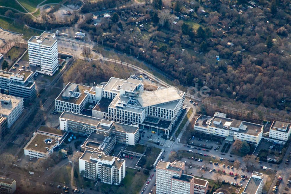 Karlsruhe aus der Vogelperspektive: Klinikgelände des Krankenhauses ViDia Christliche Kliniken in Karlsruhe im Bundesland Baden-Württemberg, Deutschland