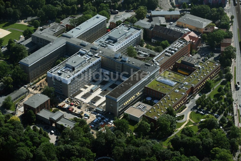 Luftbild Berlin - Klinikgelände des Krankenhauses Vivantes Klinikum im Friedrichshain in Berlin