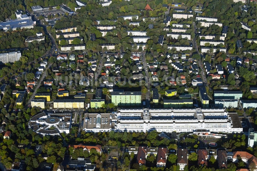 Berlin aus der Vogelperspektive: Klinikgelände des Krankenhauses Vivantes Klinikum Neukölln an der Rudower Straße im Ortsteil Neukölln in Berlin, Deutschland