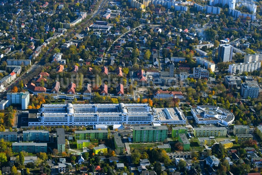 Luftaufnahme Berlin - Klinikgelände des Krankenhauses Vivantes Klinikum Neukölln an der Rudower Straße im Ortsteil Neukölln in Berlin, Deutschland