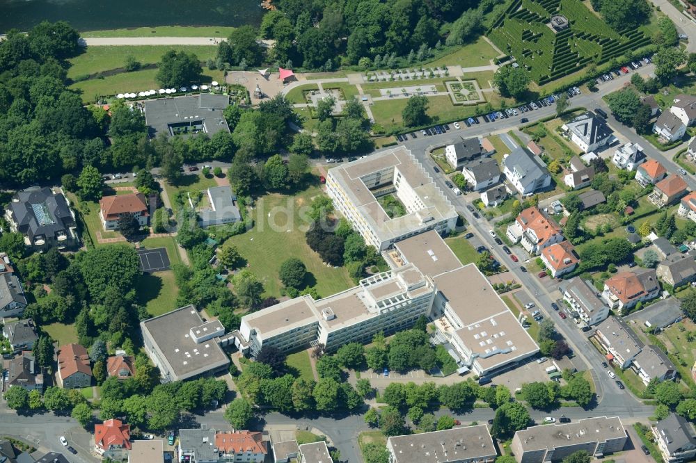 Bad Salzuflen von oben - Klinikgelände des Rehabilitationszentrums der Rehaklinik in Bad Salzuflen im Bundesland Nordrhein-Westfalen