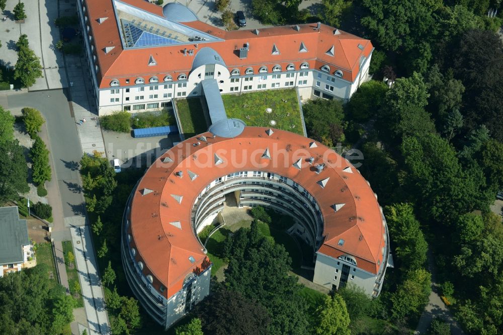 Luftaufnahme Bad Schmiedeberg - Klinikgelände des Rehabilitationszentrums der Rehaklinik in Bad Schmiedeberg im Bundesland Sachsen-Anhalt