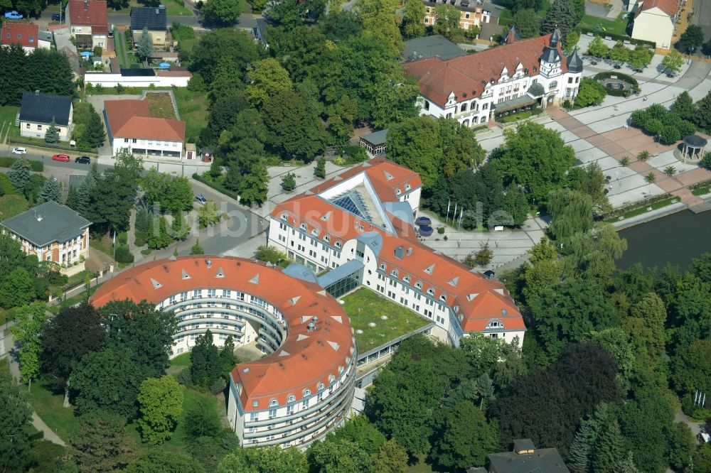 Luftaufnahme Bad Schmiedeberg - Klinikgelände des Rehabilitationszentrums der Rehaklinik in Bad Schmiedeberg im Bundesland Sachsen-Anhalt