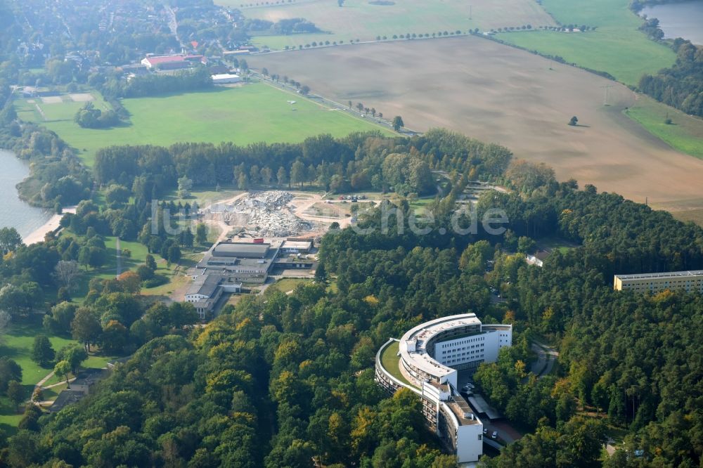 Klink aus der Vogelperspektive: Klinikgelände des Rehabilitationszentrums der Rehaklinik in Klink im Bundesland Mecklenburg-Vorpommern, Deutschland