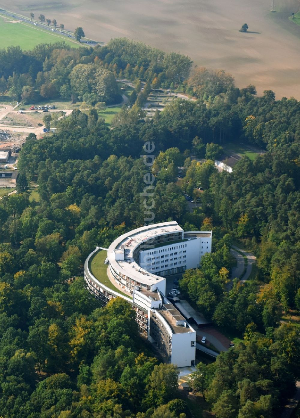 Luftaufnahme Klink - Klinikgelände des Rehabilitationszentrums der Rehaklinik in Klink im Bundesland Mecklenburg-Vorpommern, Deutschland