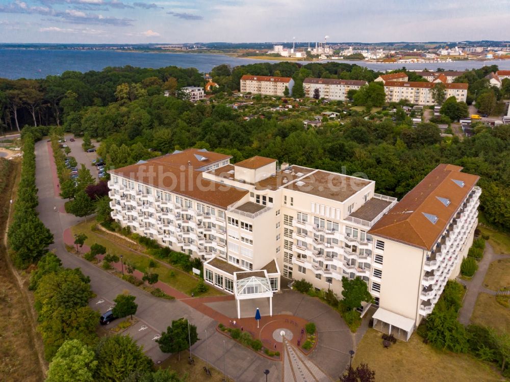 Wismar aus der Vogelperspektive: Klinikgelände des Rehabilitationszentrums der Rehaklinik MEDIAN Klinik Wismar in Wismar im Bundesland Mecklenburg-Vorpommern, Deutschland