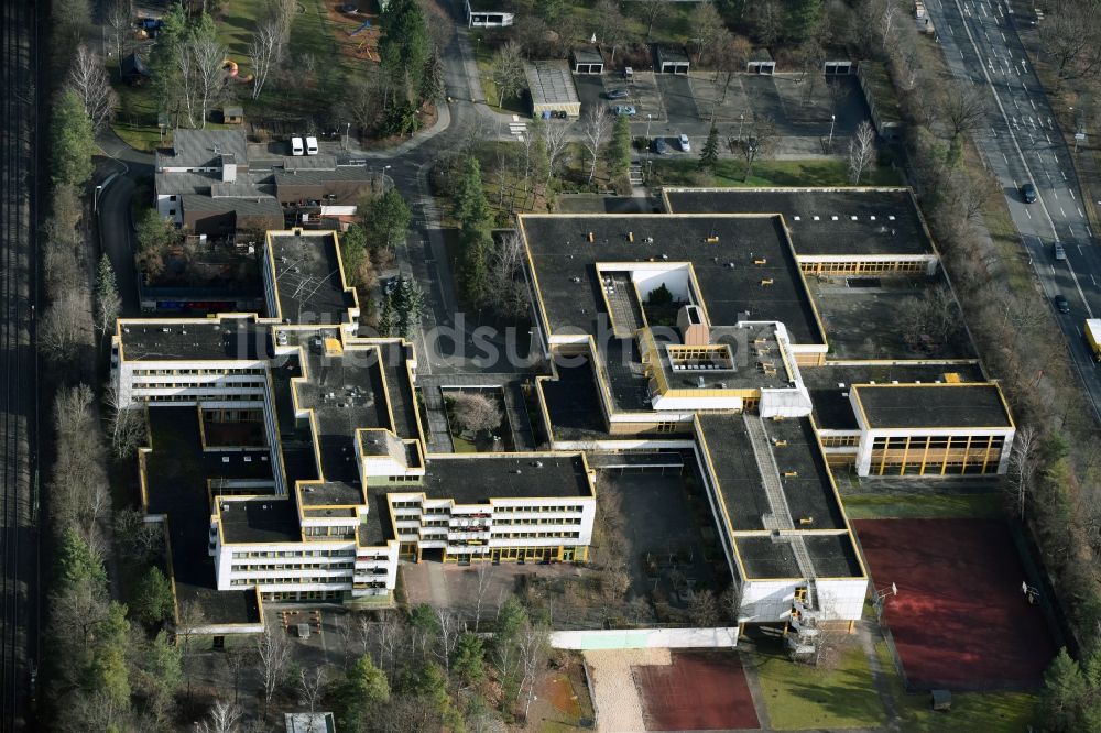 Nürnberg von oben - Klinikgelände des Rehabilitationszentrums der Rehaklinik in Nürnberg im Bundesland Bayern