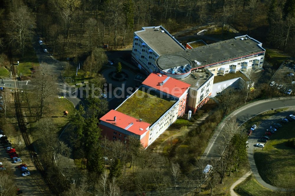 Luftbild Friedrichroda - Klinikgelände des SRH Klinikum Waltershausen- Friedrichroda in Friedrichroda im Bundesland Thüringen, Deutschland