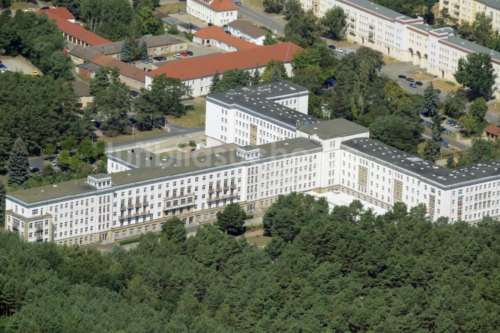 Luftaufnahme Eisenhüttenstadt - Klinikgelände Städtisches Krankenhaus in Eisenhüttenstadt im Bundesland Brandenburg