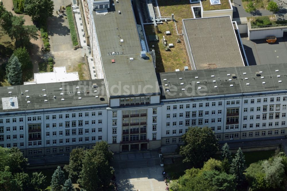 Eisenhüttenstadt aus der Vogelperspektive: Klinikgelände Städtisches Krankenhaus in Eisenhüttenstadt im Bundesland Brandenburg