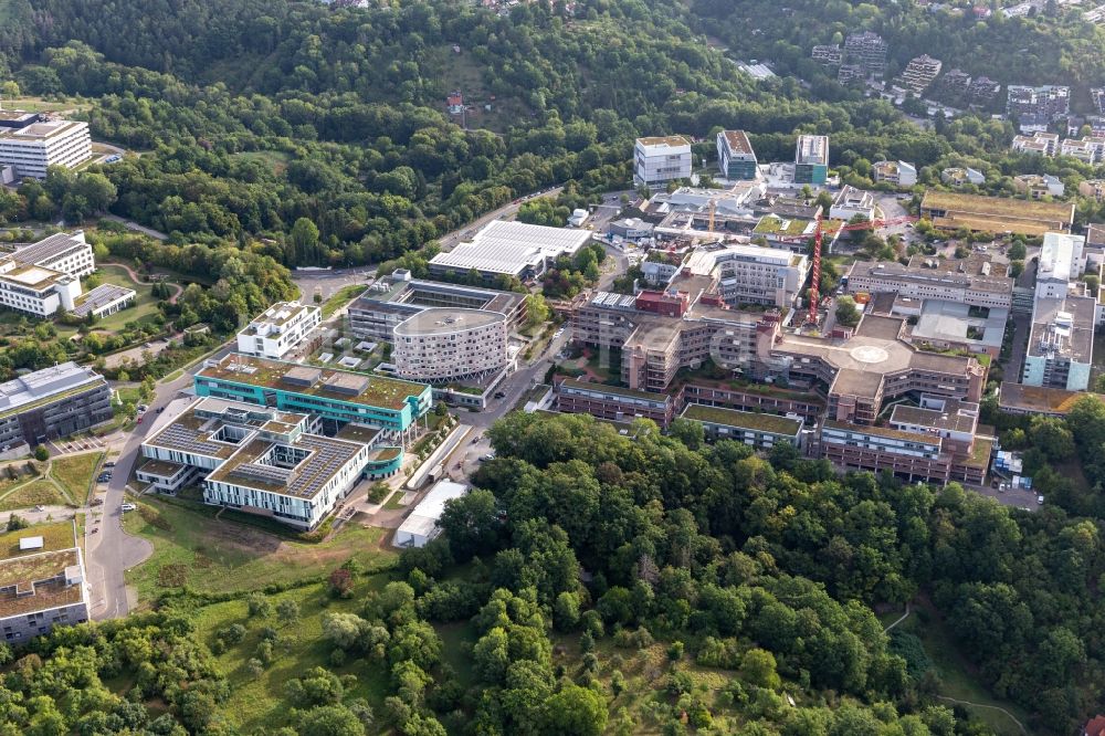 Tübingen aus der Vogelperspektive: Klinikgelände der Universitätsklinik und Campus der Universität in Tübingen im Bundesland Baden-Württemberg, Deutschland