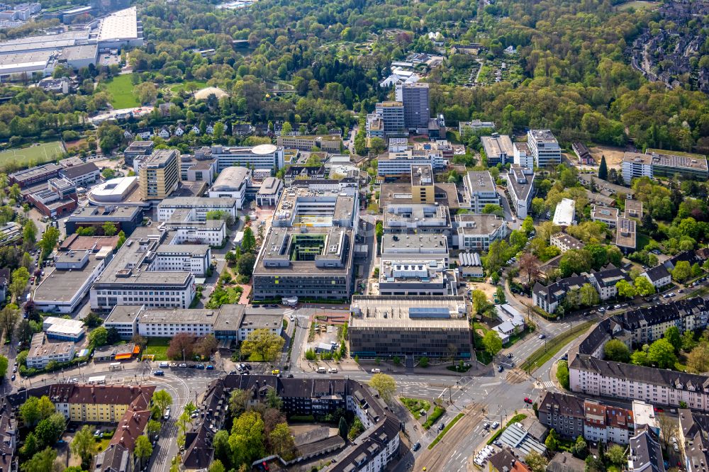 Luftaufnahme Essen - Klinikgelände Universitätsklinikum Essen in Essen im Bundesland Nordrhein-Westfalen