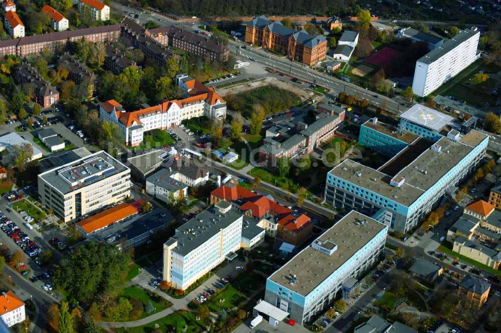 Magdeburg aus der Vogelperspektive: Klinikgelände des Universitätsklinikum in Magdeburg im Bundesland Sachsen-Anhalt, Deutschland