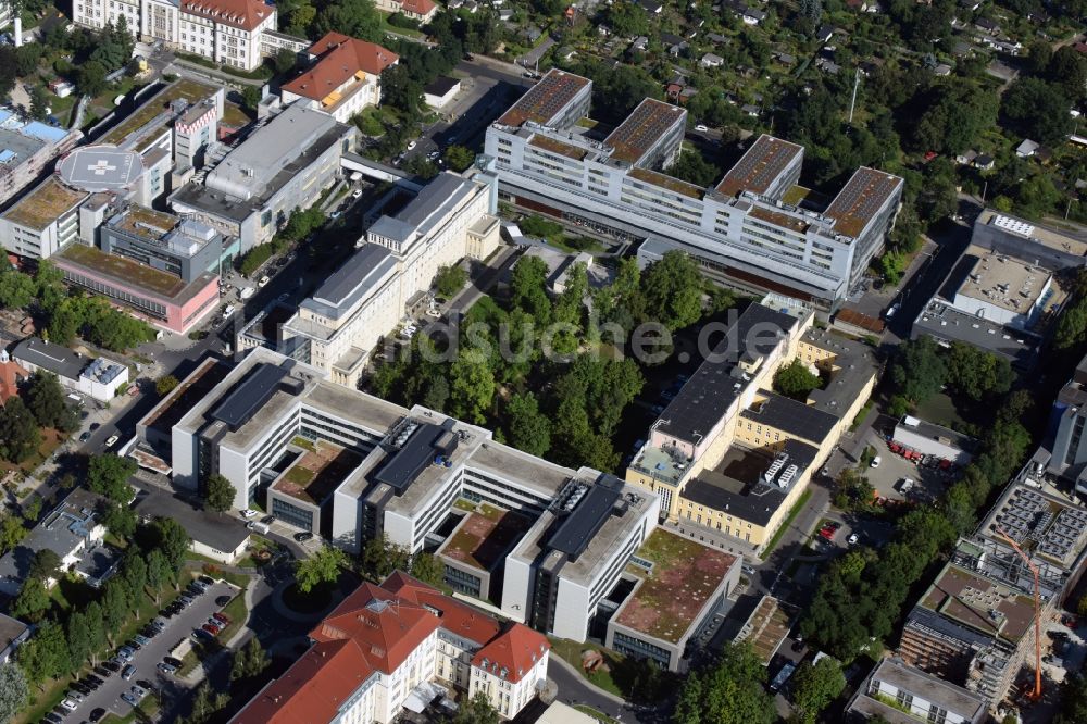 Luftaufnahme Dresden - Klinikgelände des Universitätsklinikums Carl Gustav Carus Dresden in Dresden im Bundesland Sachsen