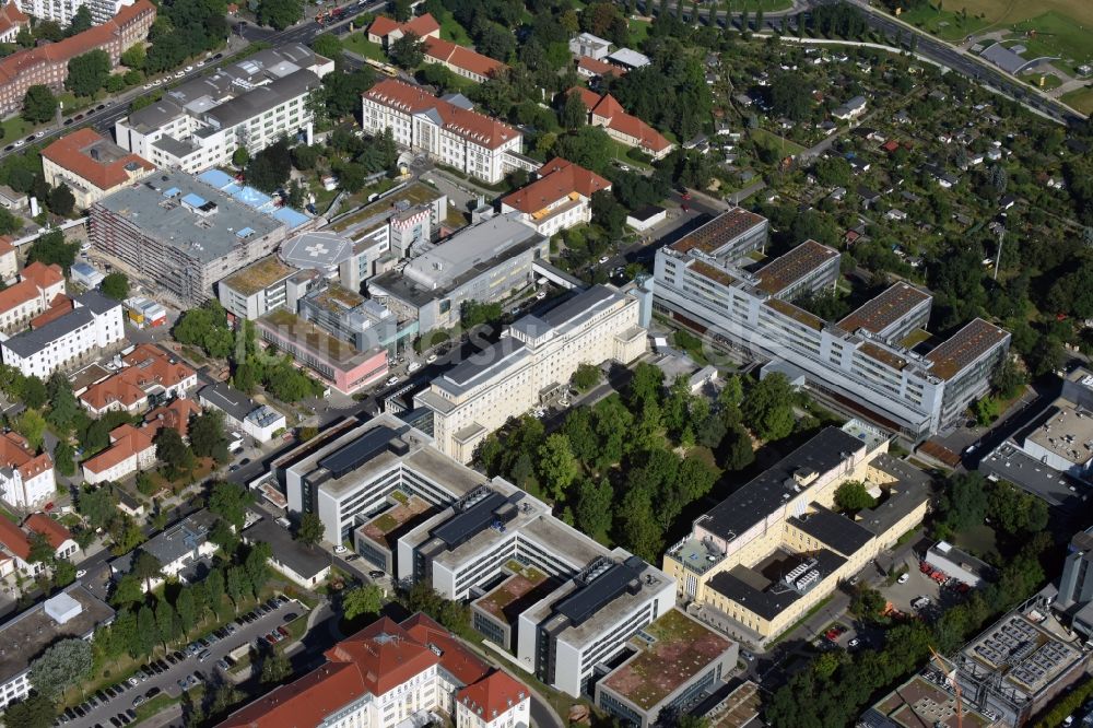 Dresden aus der Vogelperspektive: Klinikgelände des Universitätsklinikums Carl Gustav Carus Dresden in Dresden im Bundesland Sachsen