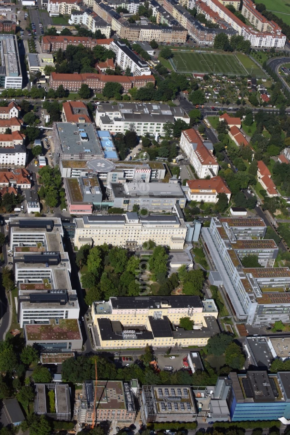 Luftaufnahme Dresden - Klinikgelände des Universitätsklinikums Carl Gustav Carus Dresden in Dresden im Bundesland Sachsen