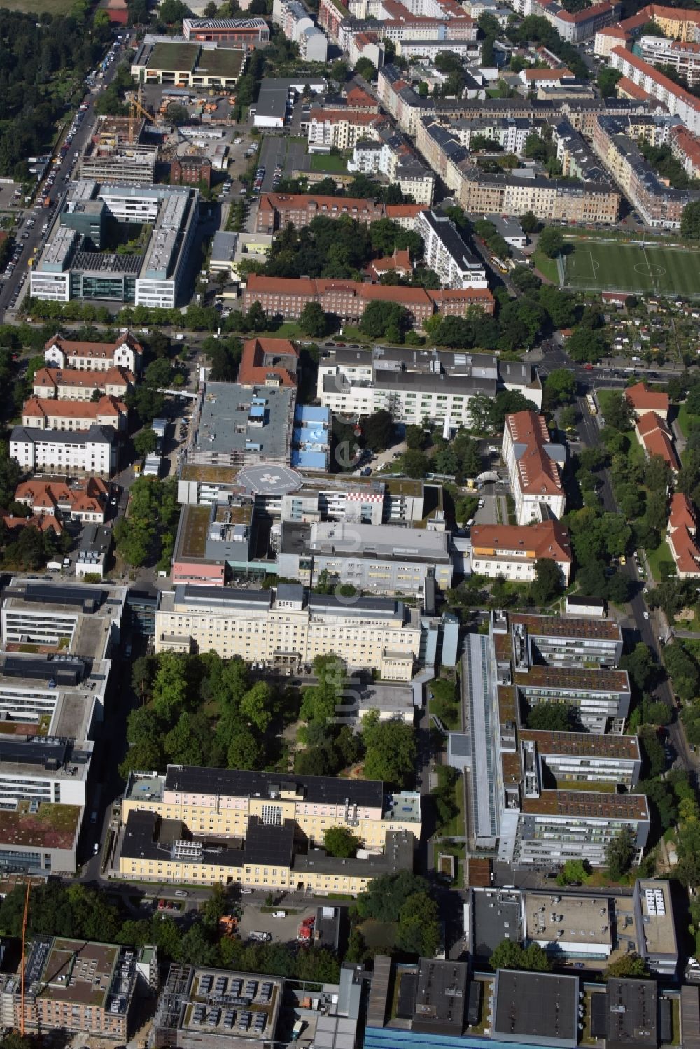 Dresden aus der Vogelperspektive: Klinikgelände des Universitätsklinikums Carl Gustav Carus Dresden in Dresden im Bundesland Sachsen