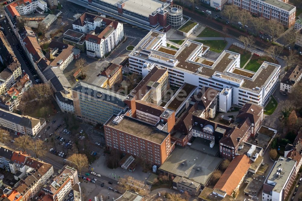 Dortmund von oben - Klinikzentrum Mitte in Dortmund im Bundesland Nordrhein-Westfalen