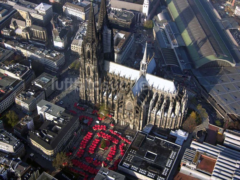 Köln von oben - Kölner Altstadt mit Dom