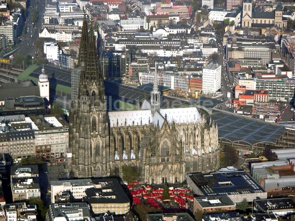 Luftaufnahme Köln - Kölner Altstadt mit Dom