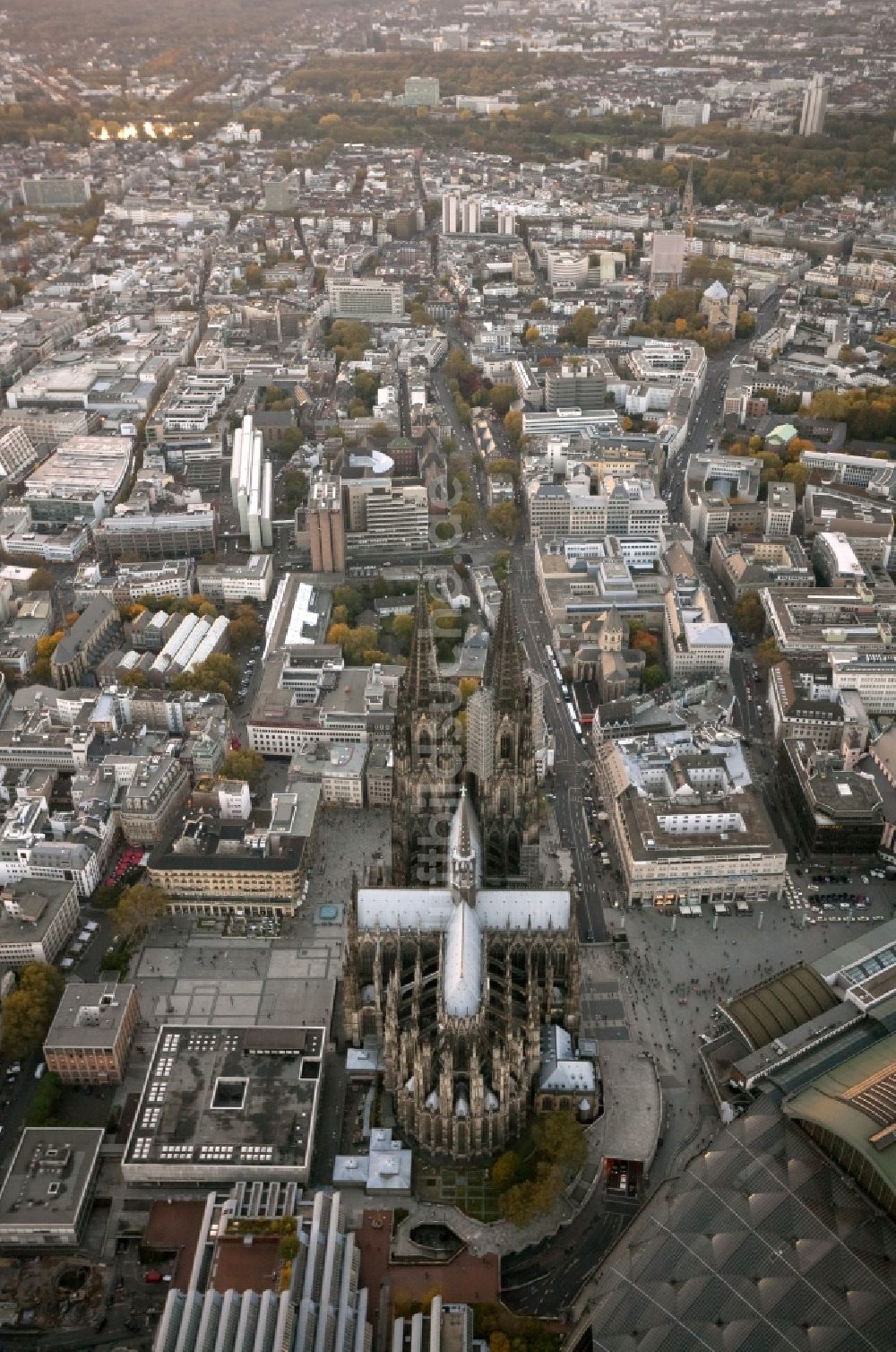 Köln aus der Vogelperspektive: Kölner Dom in Köln im Bundesland Nordrhein-Westfalen