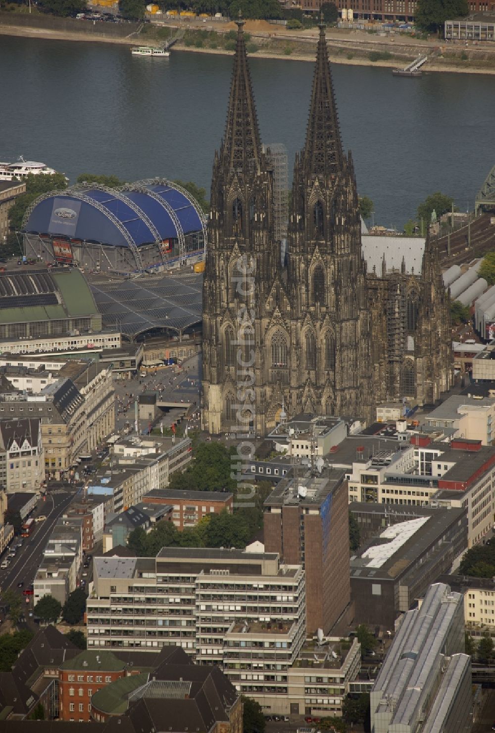 Köln aus der Vogelperspektive: Kölner Dom in Köln im Bundesland Nordrhein-Westfalen