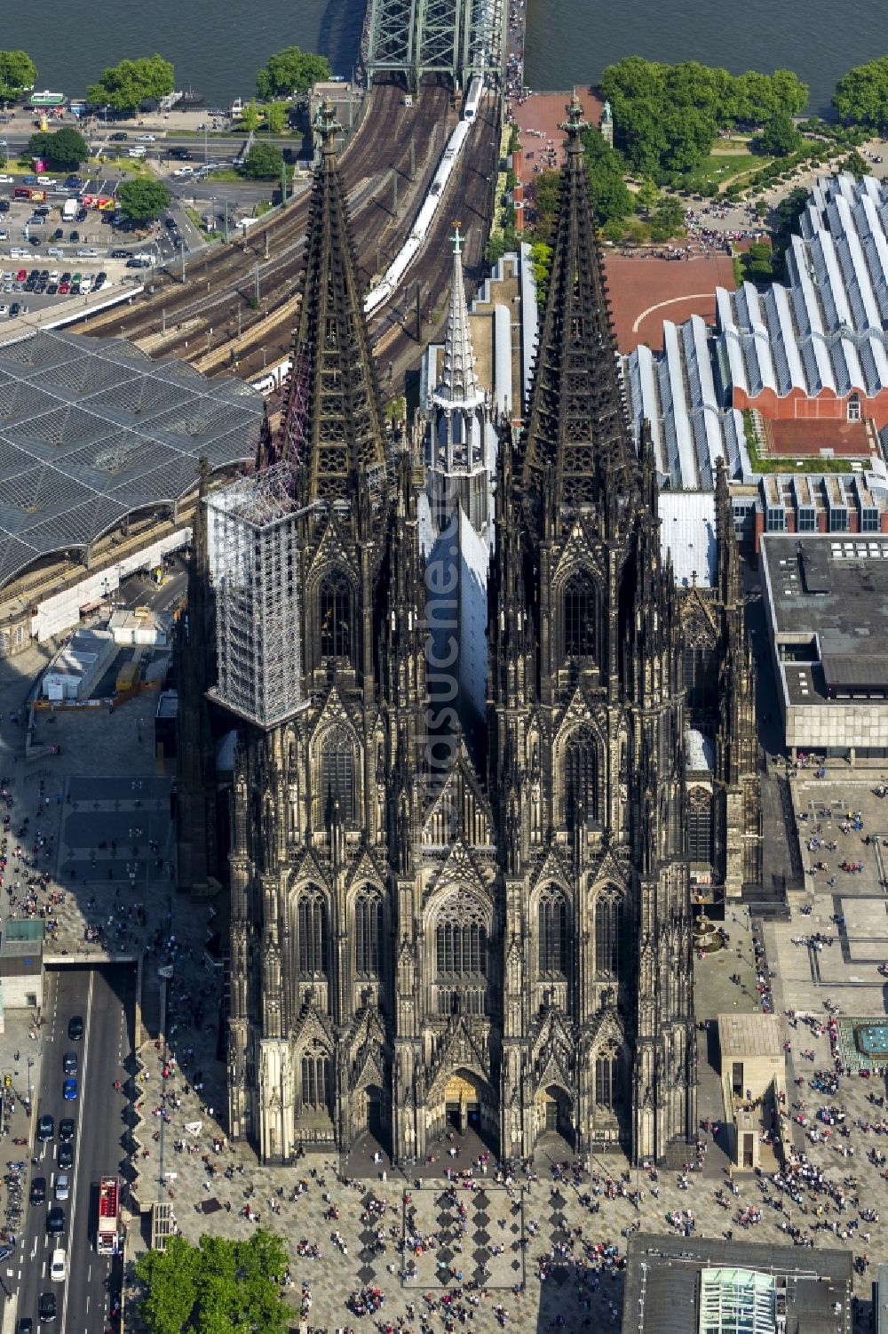 Luftaufnahme Köln - Kölner Dom in Köln im Bundesland Nordrhein-Westfalen