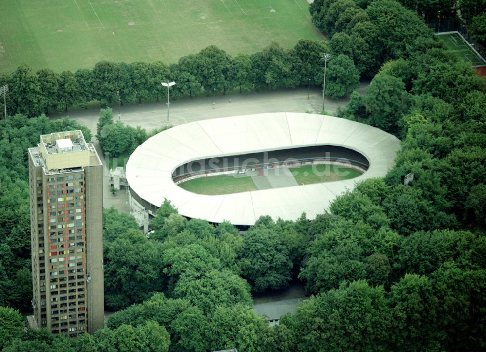 Köln aus der Vogelperspektive: Kölner Stadtwald mit Radstadion und Sporthochschule