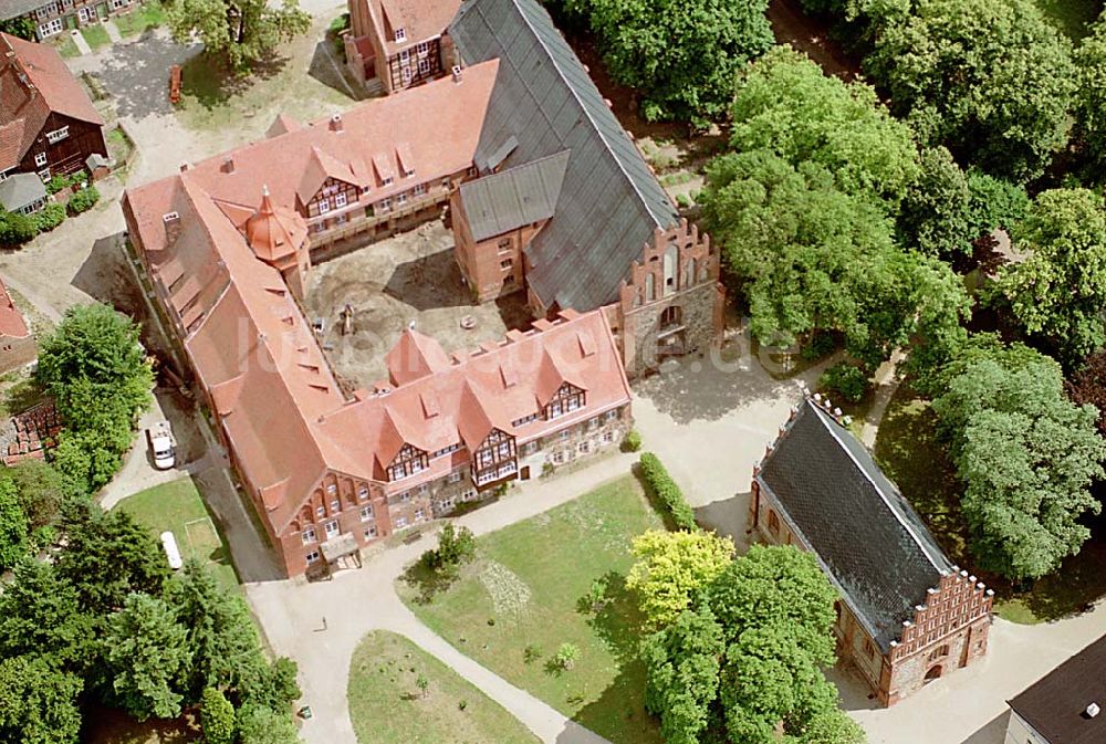 Luftbild Heiligengrabe - Kloster Heiligengrabe. Datum: 24.06.2003