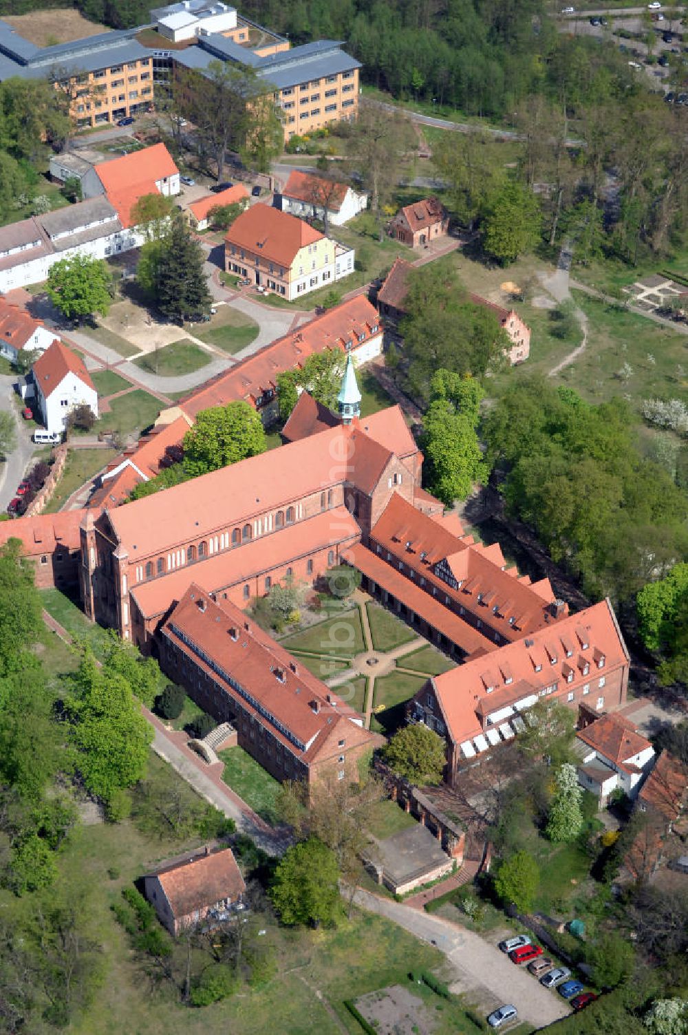 LEHNIN von oben - Kloster Lehnin