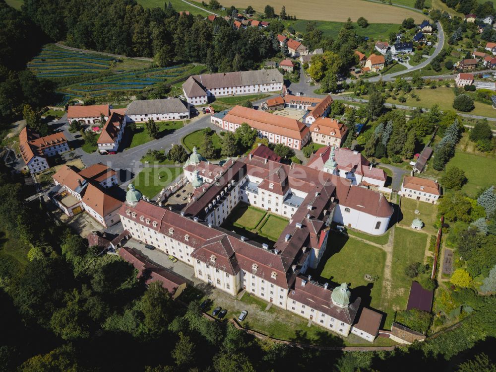 Panschwitz-Kuckau aus der Vogelperspektive: Kloster St. Marienstern in Panschwitz-Kuckau im Bundesland Sachsen, Deutschland