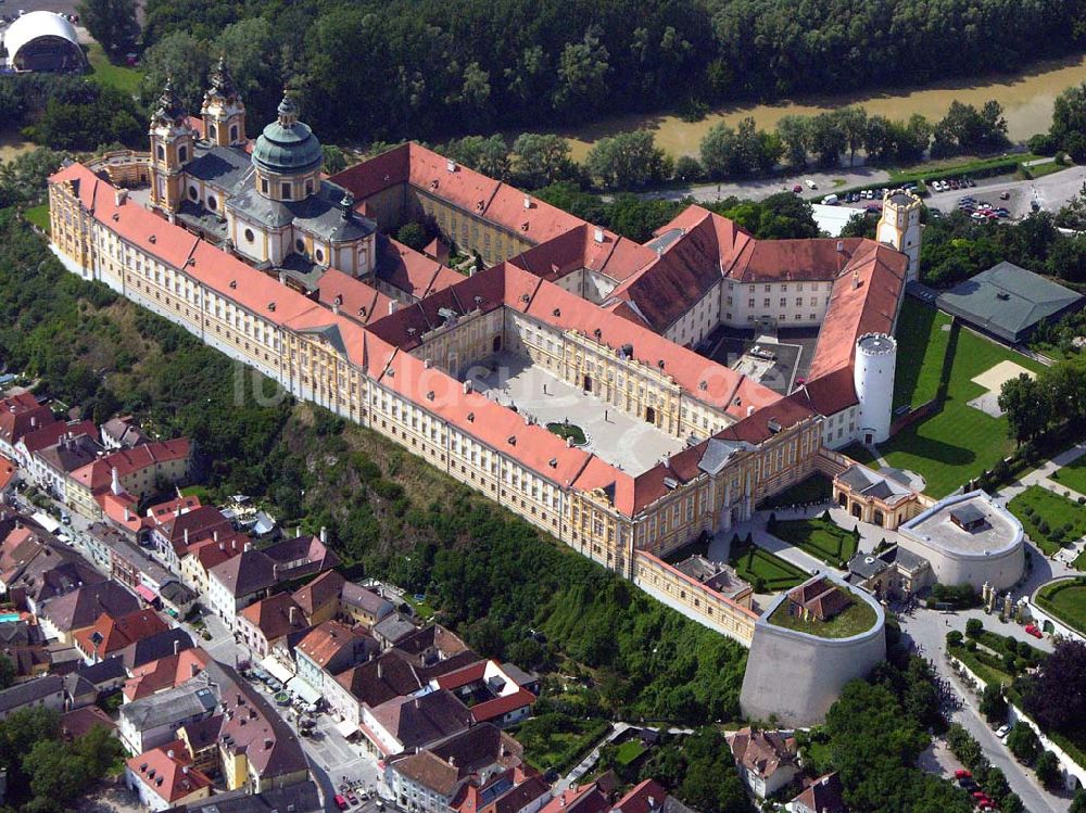 Melk (Österreich) aus der Vogelperspektive: Kloster von Melk - Österreich