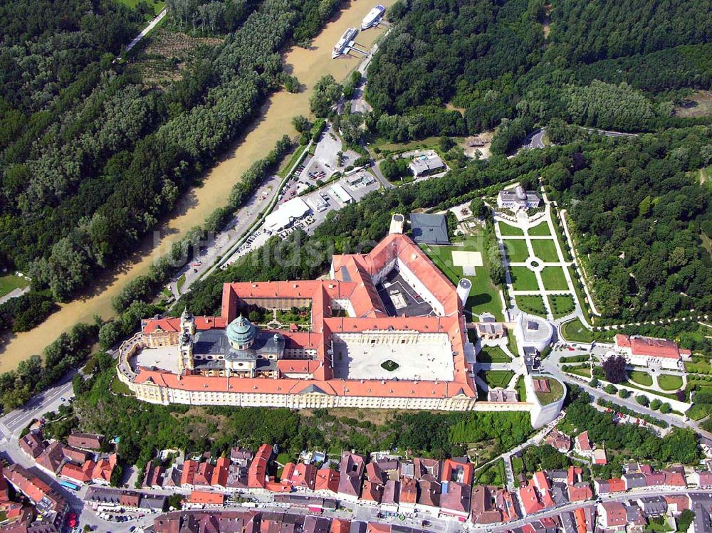 Luftaufnahme Melk (Österreich) - Kloster von Melk - Österreich