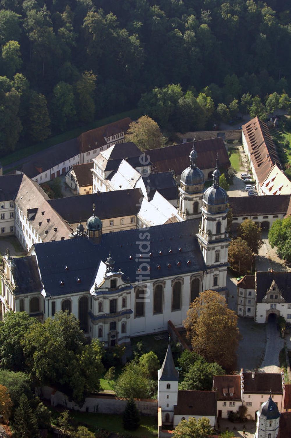 Berlichingen aus der Vogelperspektive: Kloster Schöntal in Berlichingen