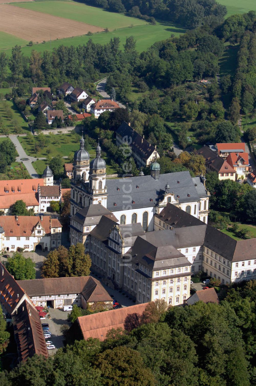 Berlichingen aus der Vogelperspektive: Kloster Schöntal in Berlichingen