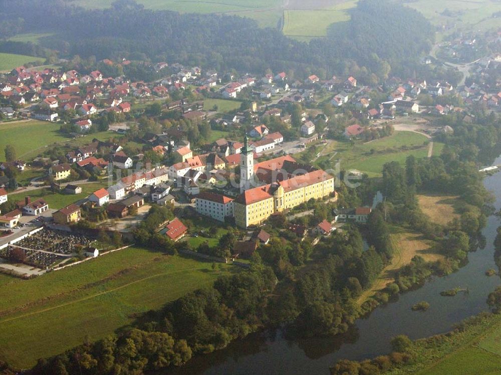 Walderbach aus der Vogelperspektive: Kloster Walderbach