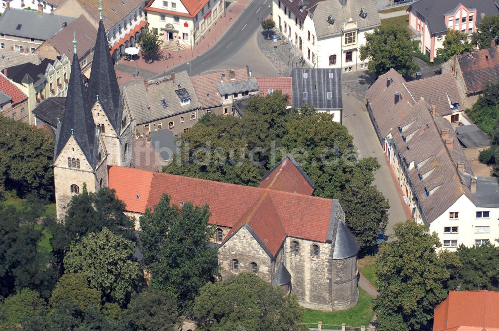 Hecklingen von oben - Klosterkirche St. Georg & Pancratius in Hecklingen