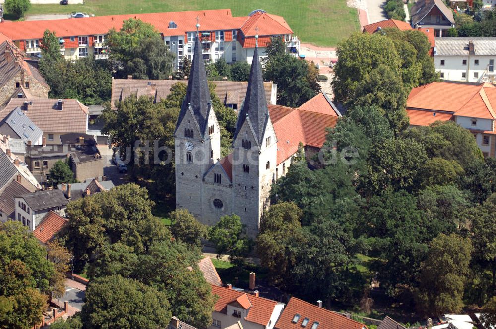 Luftbild Hecklingen - Klosterkirche St. Georg & Pancratius in Hecklingen