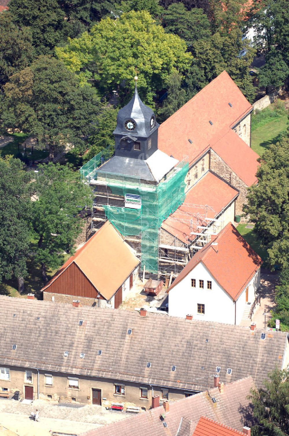 Luftbild Klostermansfeld - Klosterkirche Klostermansfeld