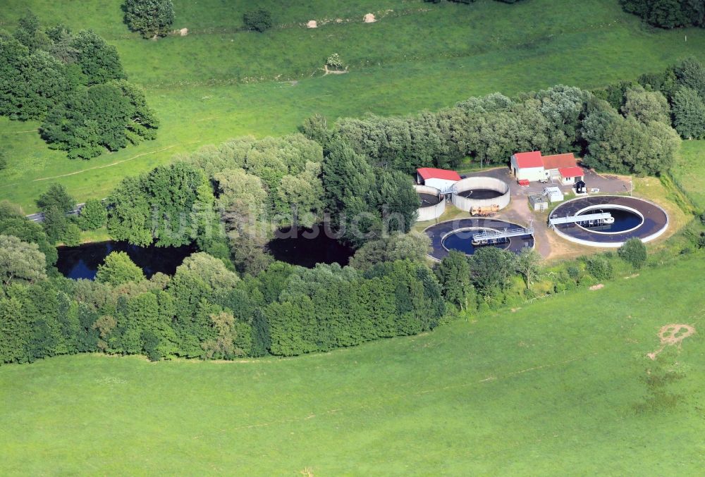 Tabarz von oben - Kläranlage an der Bundesstrasse B88 bei Tabarz im Bundesland Thüringen