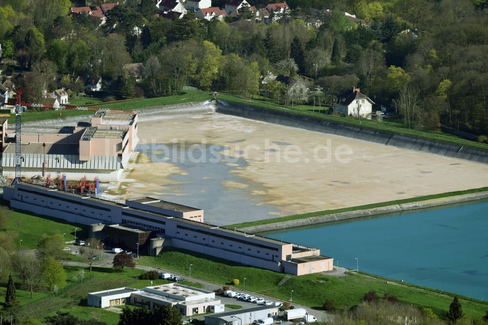 Luftbild Louveciennes - Klärwerks- Becken und Reinigungsstufen in Louveciennes in Ile-de-France, Frankreich