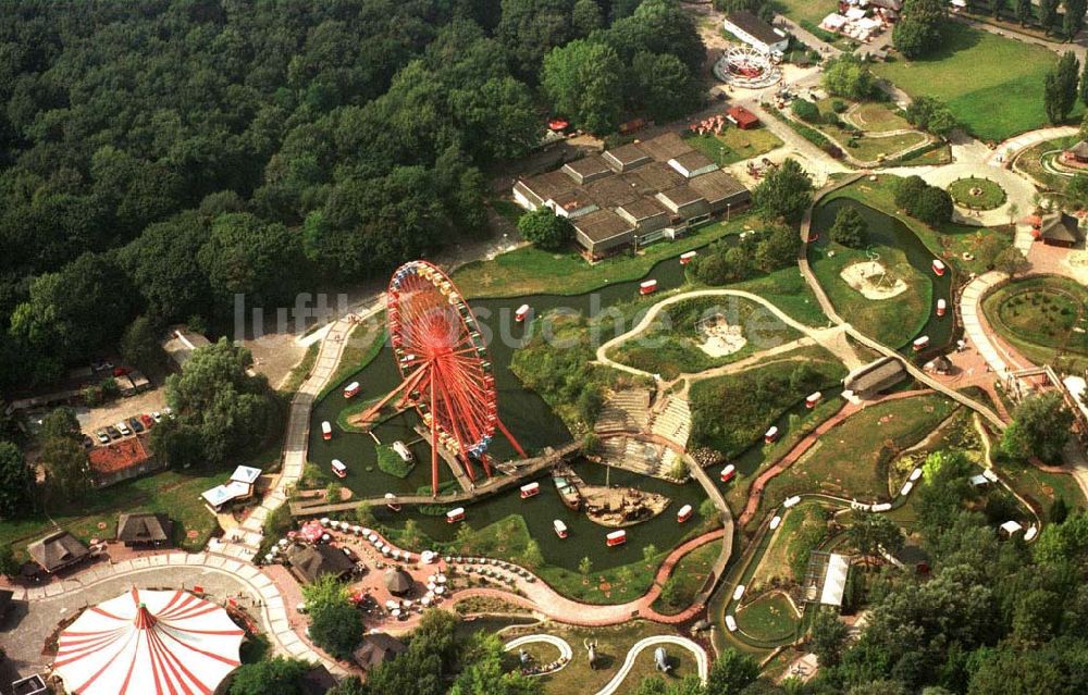 Berlin von oben - Kluturpark Plänterwald