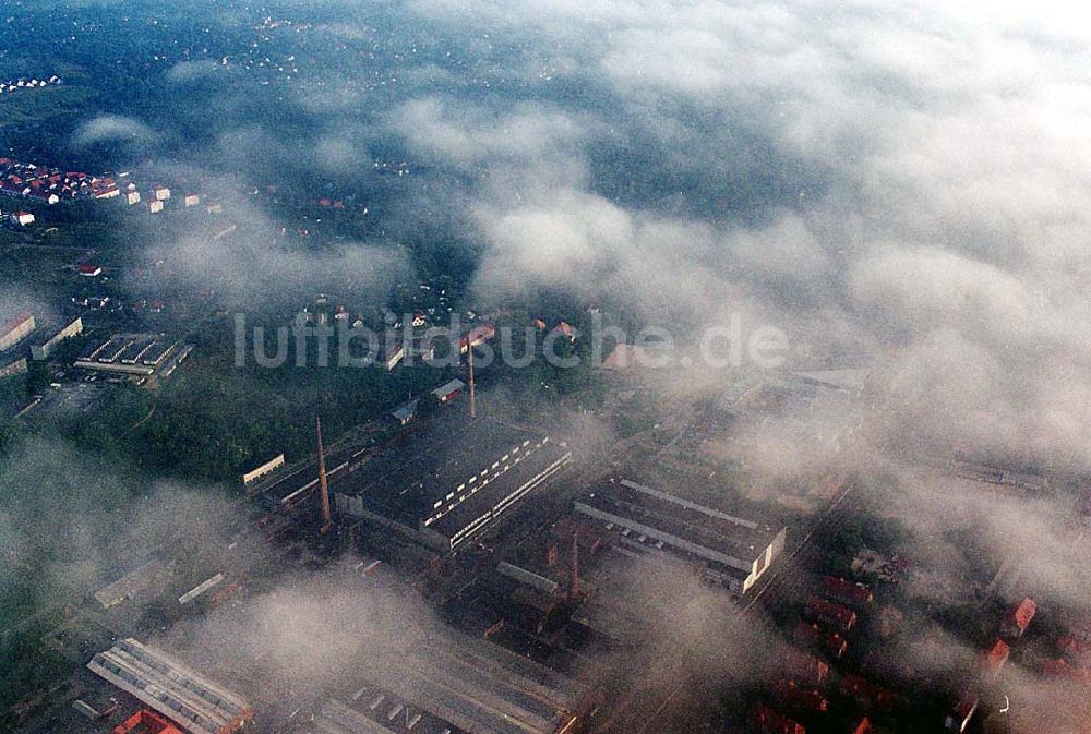 Königs Wusterhausen / Brandenburg von oben - Königs Wusterhausen / Brandenburg Blick auf eine dichte Nebeldecke über Königs Wusterhausen in Brandenburg