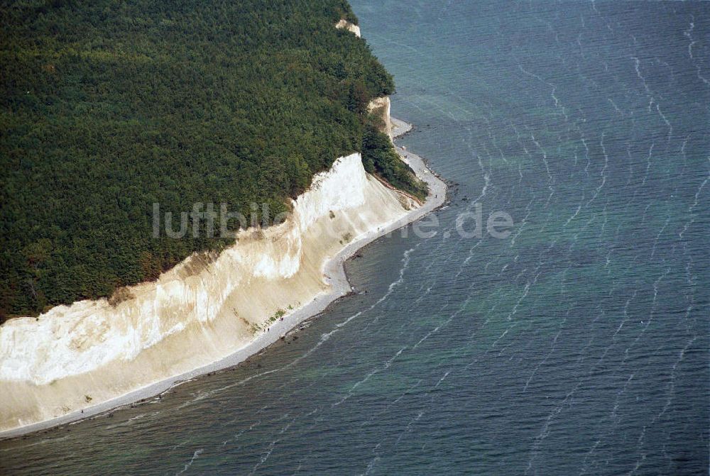 Königsstuhl / Rügen - Mecklenburg-Vorpommern aus der Vogelperspektive: Königsstuhl auf Rügen - Kreidefelsen