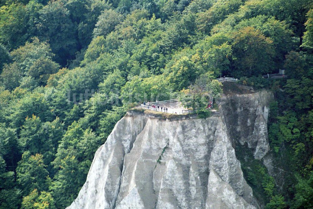 Luftaufnahme Königsstuhl / Rügen - Mecklenburg-Vorpommern - Königsstuhl auf Rügen - Kreidefelsen