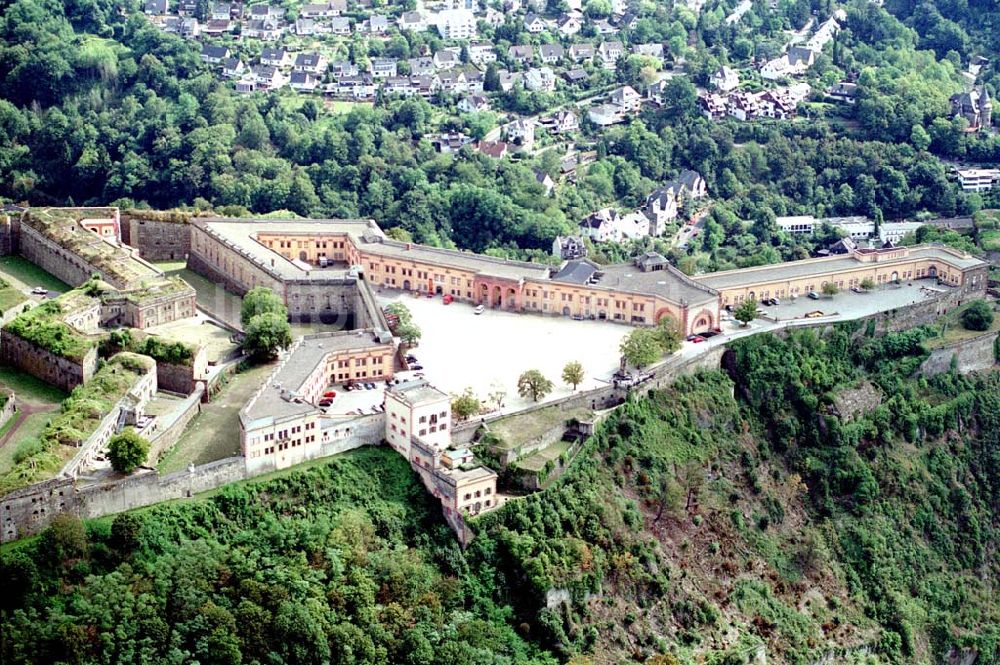 Luftbild Koblenz / Rheinland Pfalz - Koblenz / Rheinland Pfalz Blick auf die Festung Ehrenbreitstein im gleichnamigen Stadtviertel von Koblenz 03.09.2003