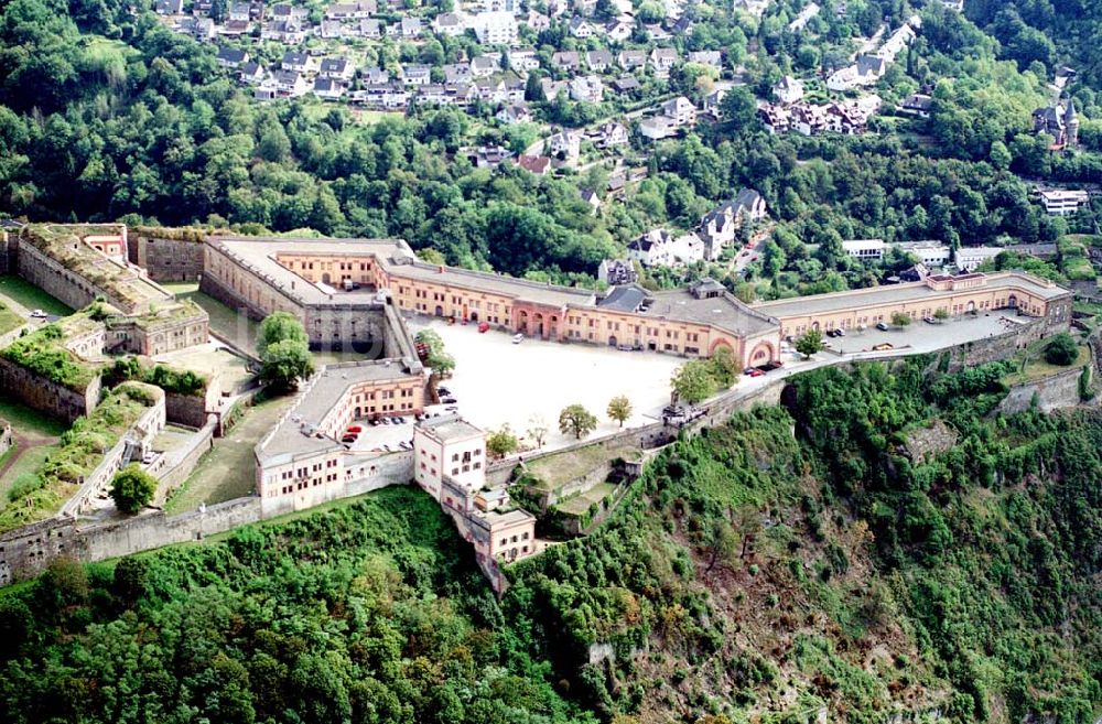 Koblenz / Rheinland Pfalz von oben - Koblenz / Rheinland Pfalz Blick auf die Festung Ehrenbreitstein im gleichnamigen Stadtviertel von Koblenz 03.09.2003